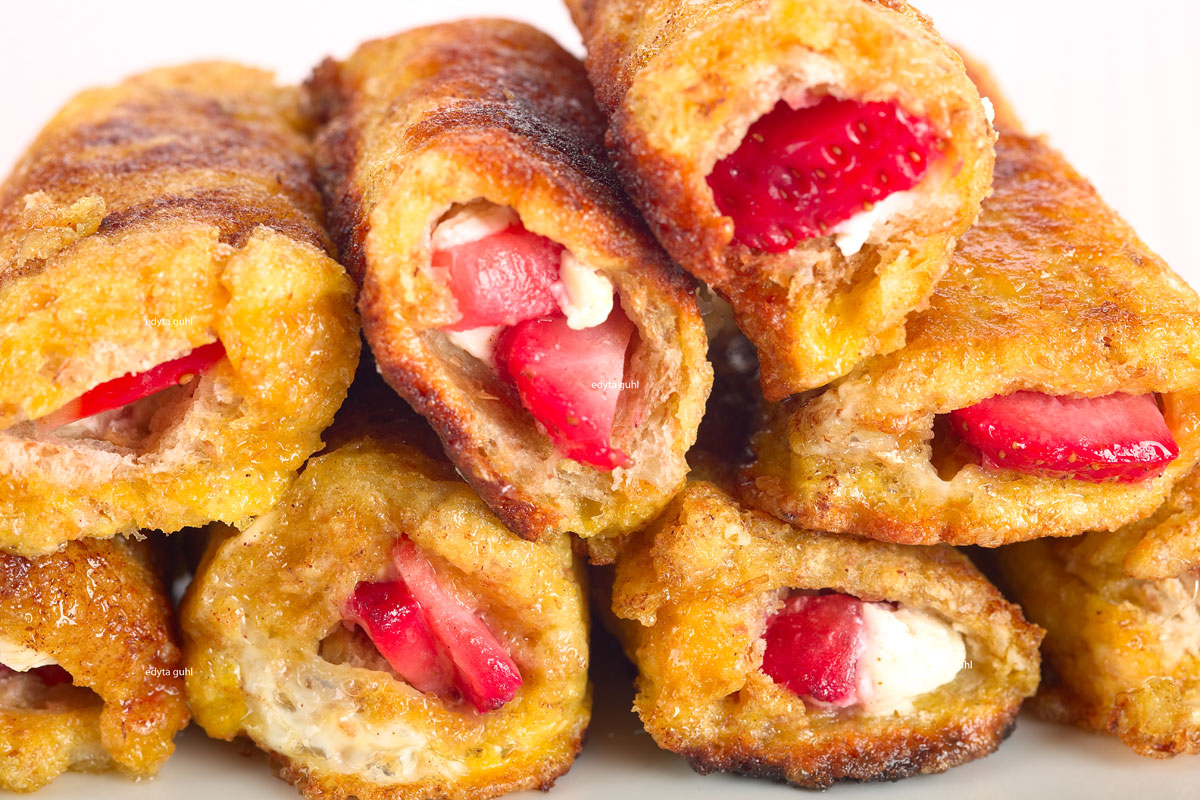 toast-roellchen-mit-erdbeeren-french-toast-roll-up