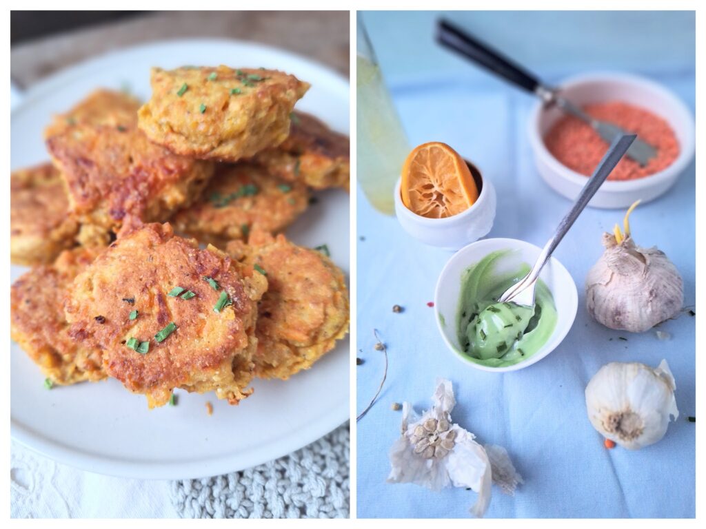 Linsenpuffer, links grüner Dipp und Knoblauch.